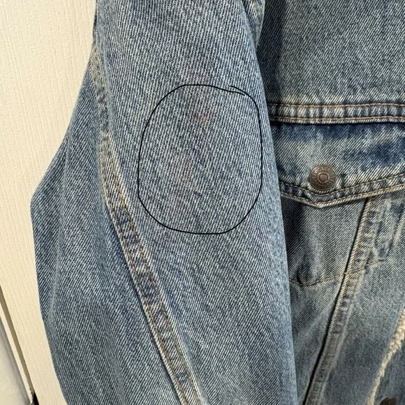 Levi's Classic Blue Denim Jacket with Sherpa Lining Size Large - Picture 4 of 4